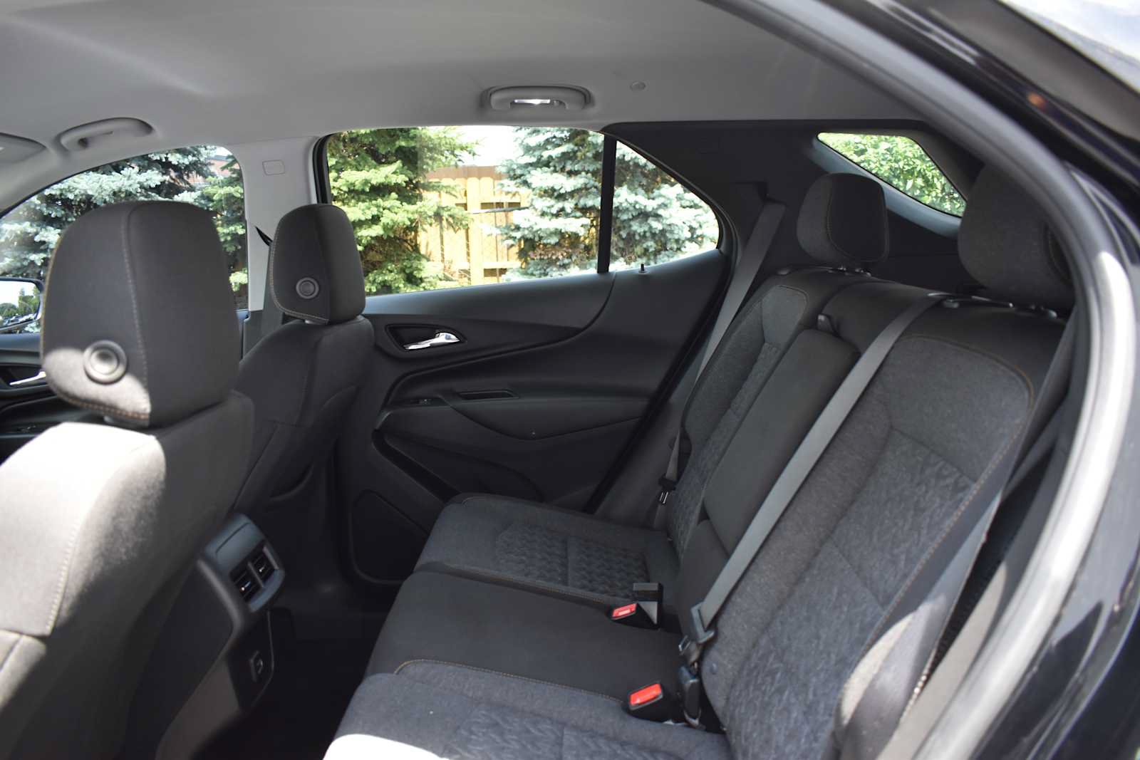 Used 2023 Chevrolet Equinox LT AWD/4WD image 18