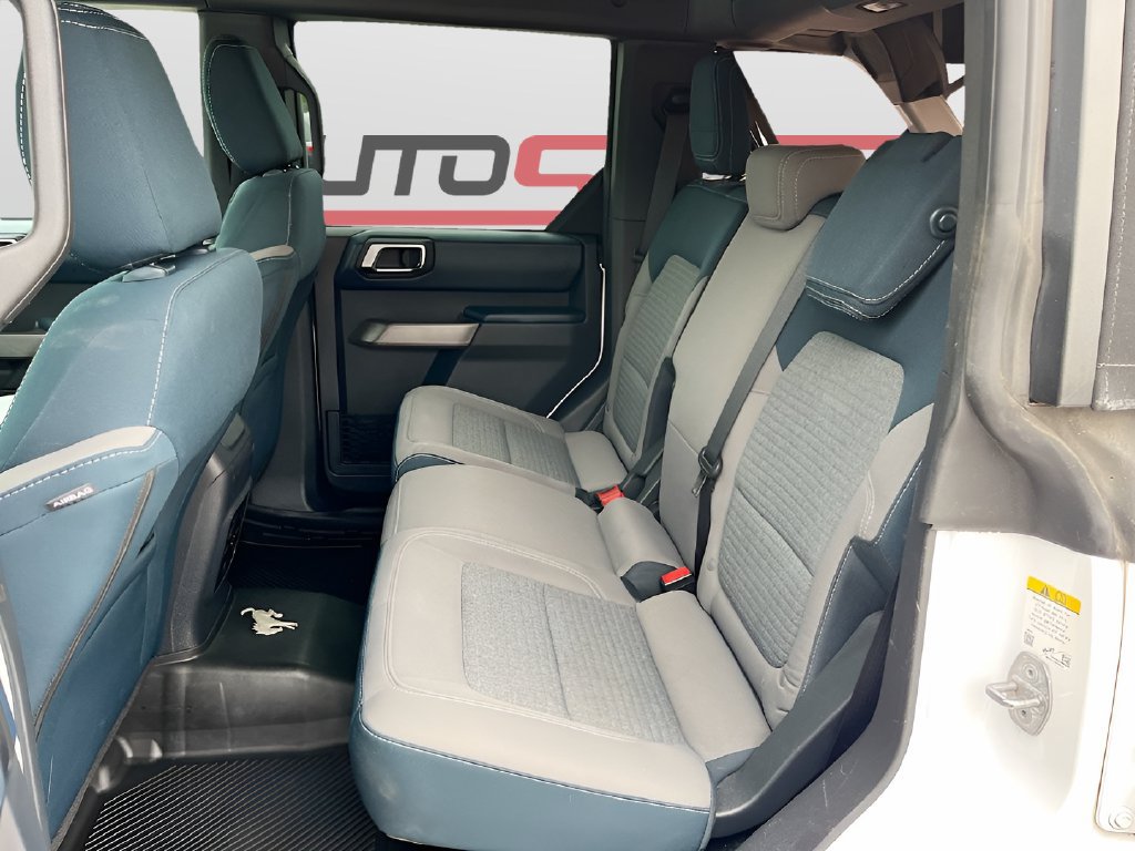 Used 2022 Ford Bronco Outer Banks AWD/4WD image 24