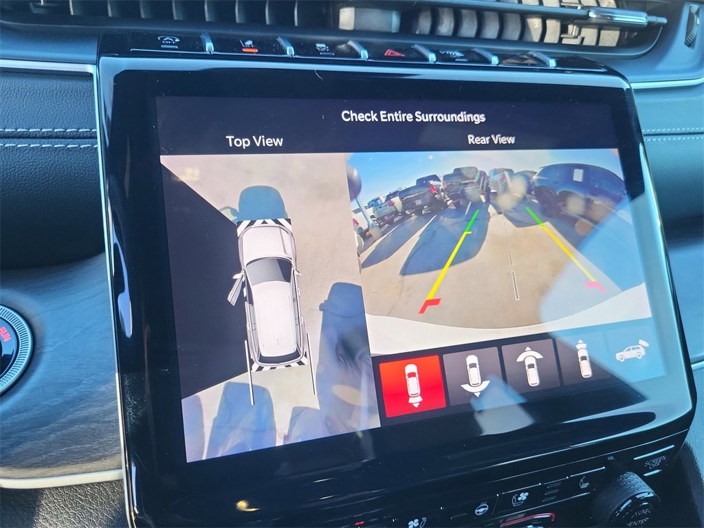 Used 2024 Jeep Grand Cherokee L Limited w/ Luxury Tech Group II image 19