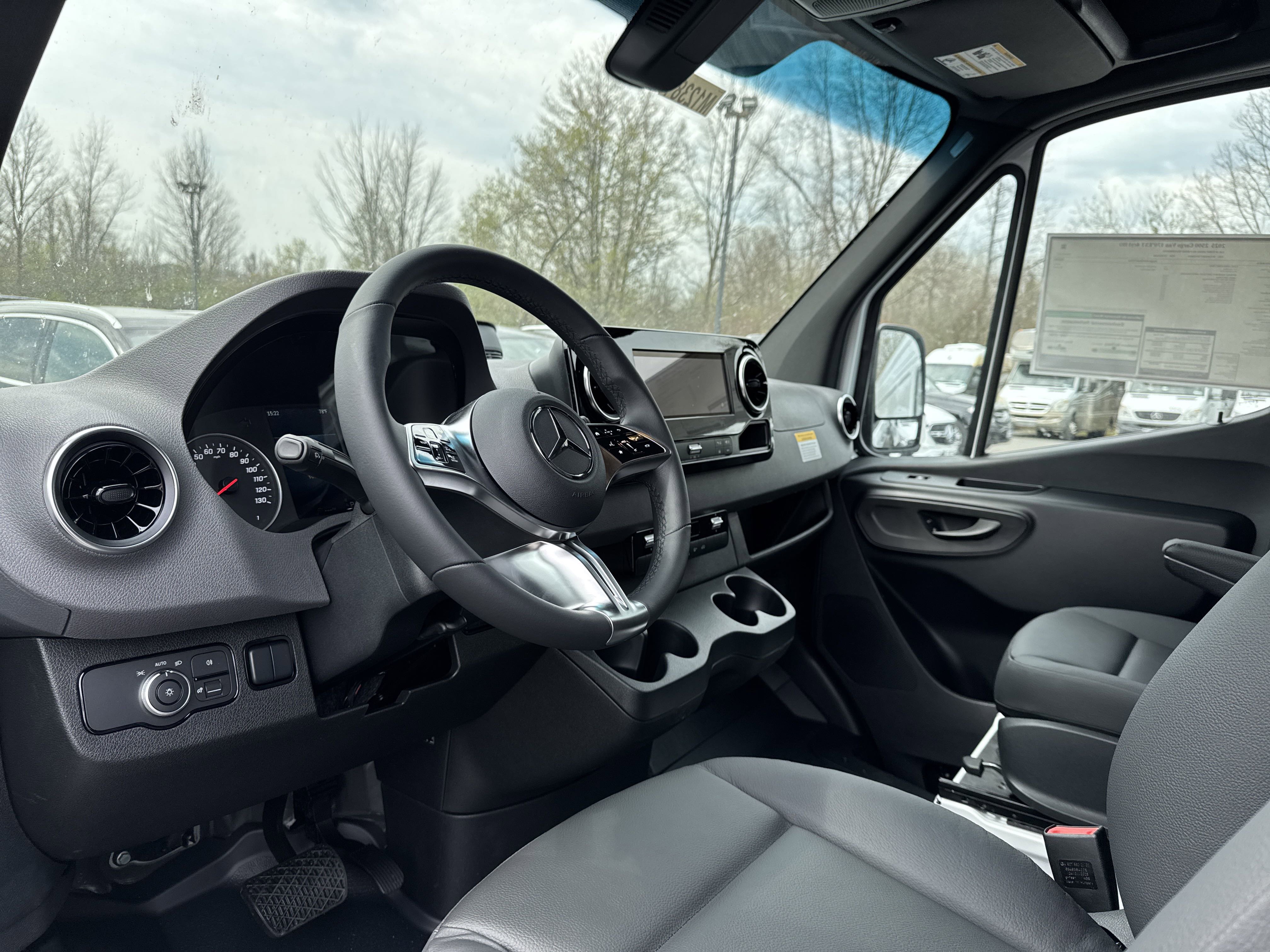 New 2025 Mercedes-Benz Sprinter 2500 image 8