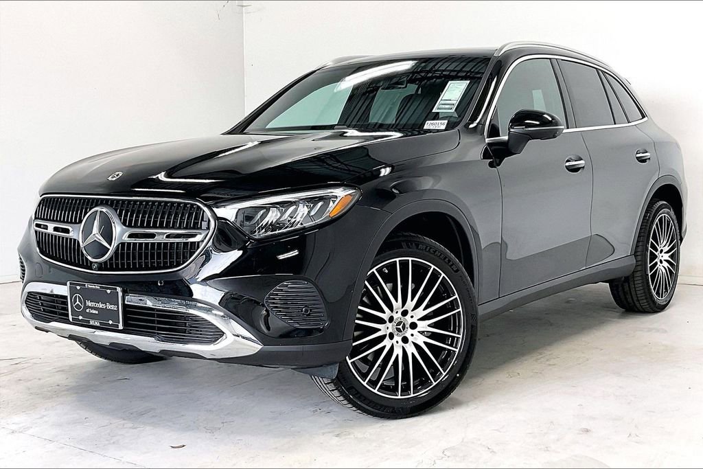 New 2026 Mercedes-Benz GLC 300 4MATIC image 2