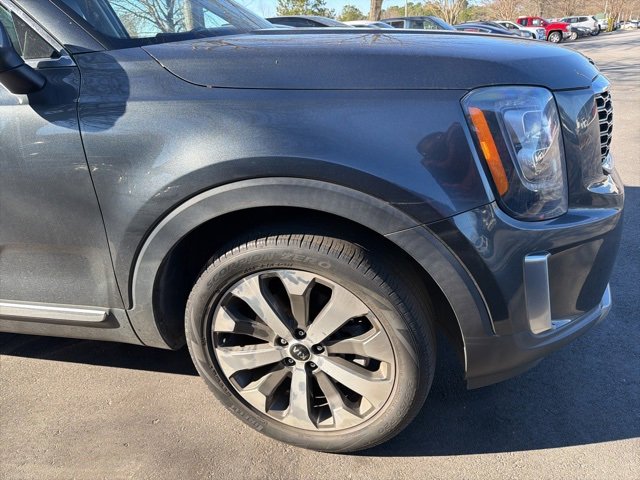 Used 2021 Kia Telluride EX w/ EX Premium Package image 4
