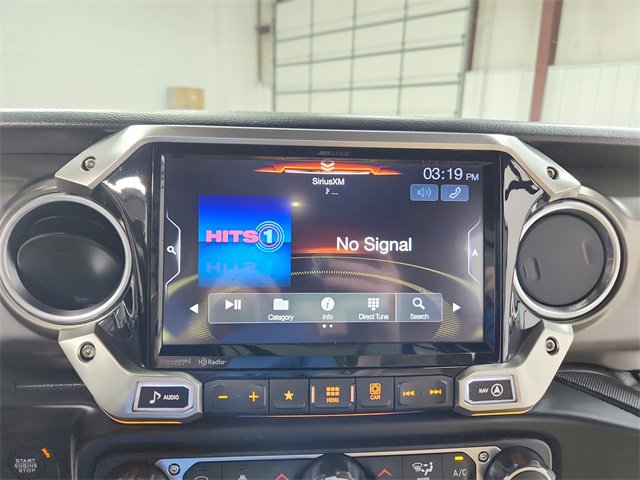 Used 2018 Jeep Wrangler Unlimited Rubicon image 26
