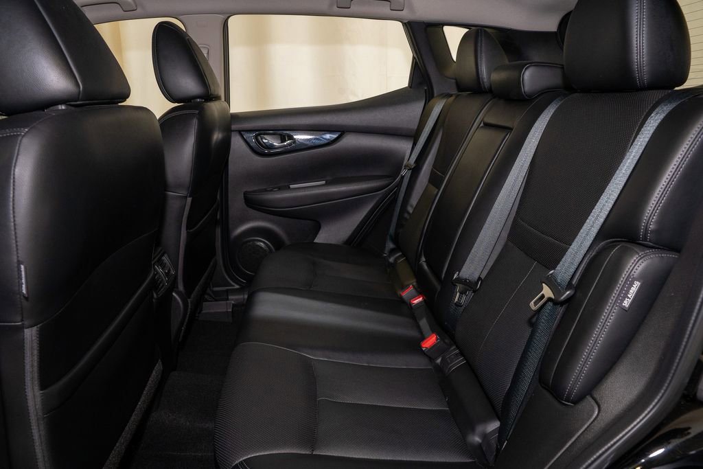 Used 2022 Nissan Rogue Sport SL image 7