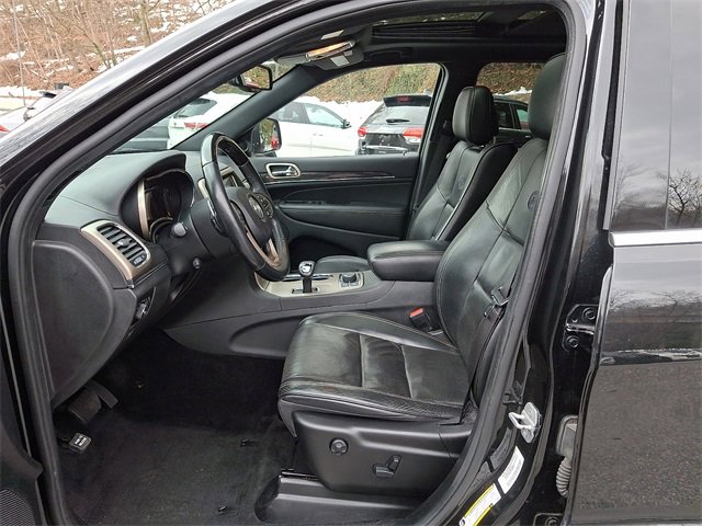 Used 2014 Jeep Grand Cherokee Overland w/ Advanced Technology Group image 15
