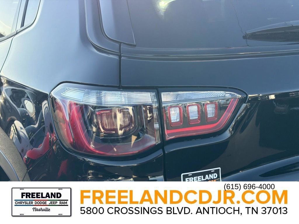 New 2026 Jeep Compass Latitude image 11