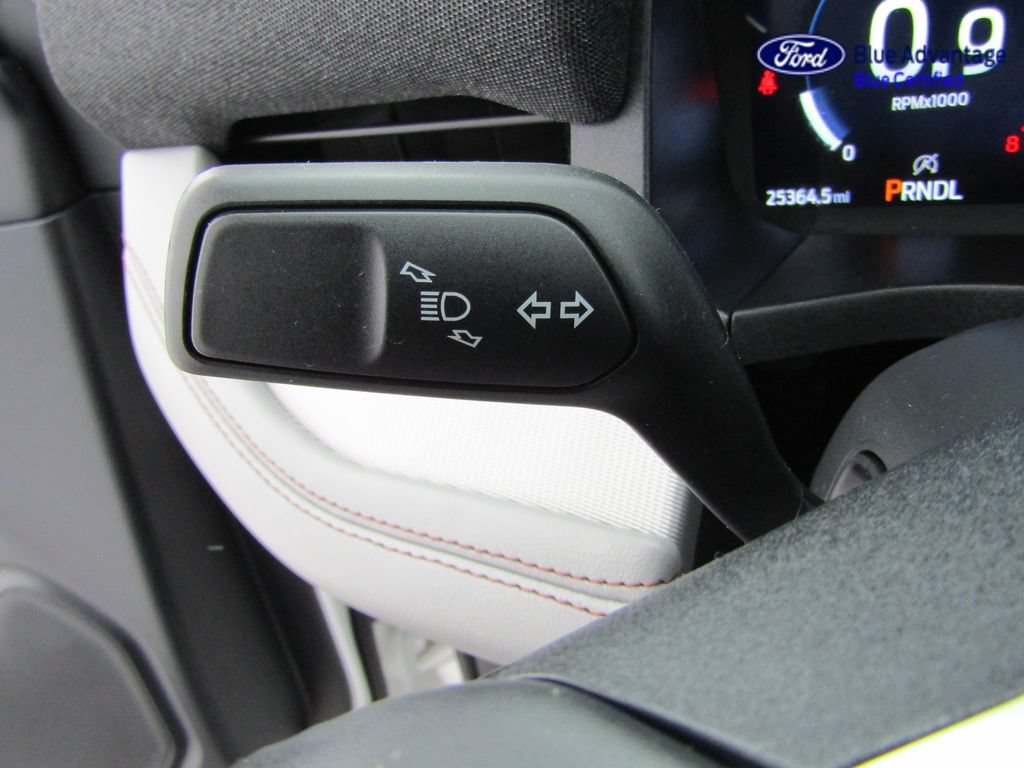 Certified 2025 Ford Explorer Active w/ Active Comfort Package AWD/4WD image 31