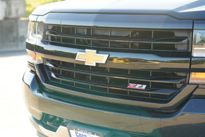 Used 2018 Chevrolet Silverado 1500 LT w/ All Star Edition AWD/4WD image 27