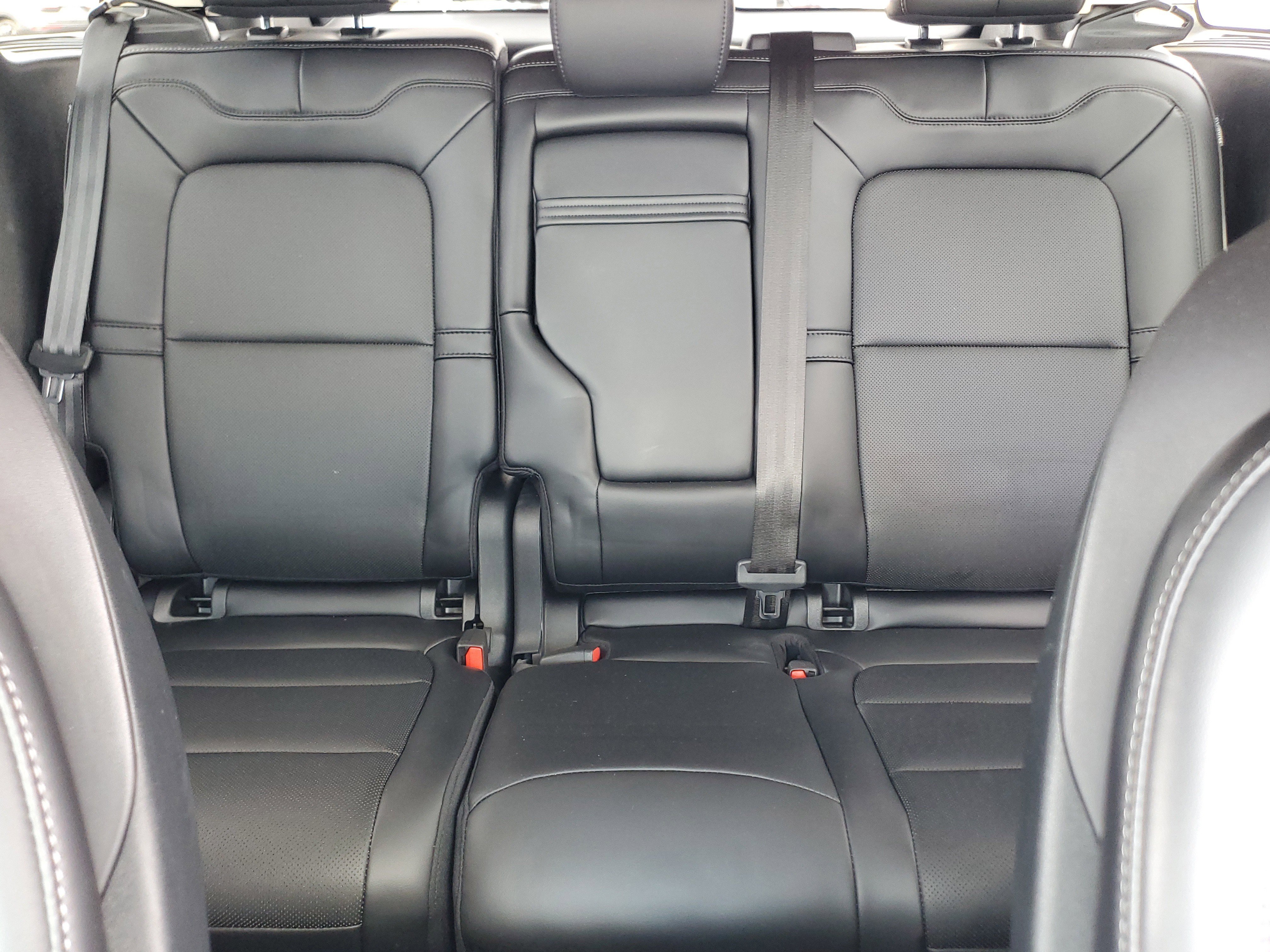 Certified 2024 Lincoln Corsair AWD w/ Equipment Group 101A image 19