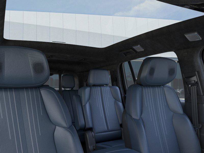 New 2025 Cadillac Escalade IQ Luxury 2 w/ LPO, Radiant Package AWD/4WD image 25