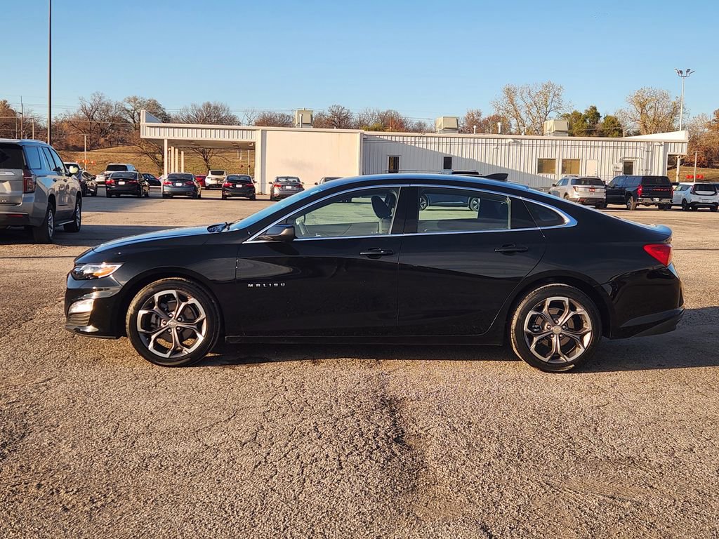 Used 2024 Chevrolet Malibu LT image 4