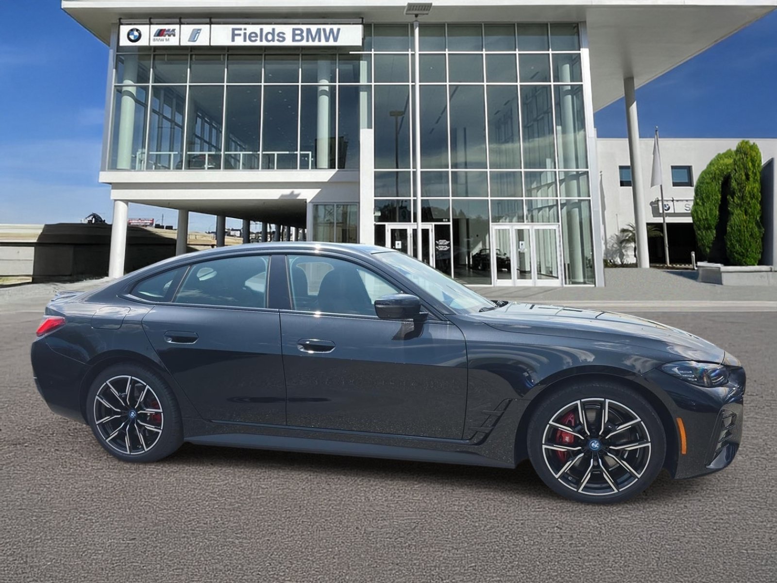 Used 2023 BMW i4 eDrive40 w/ M Sport Package RWD image 1