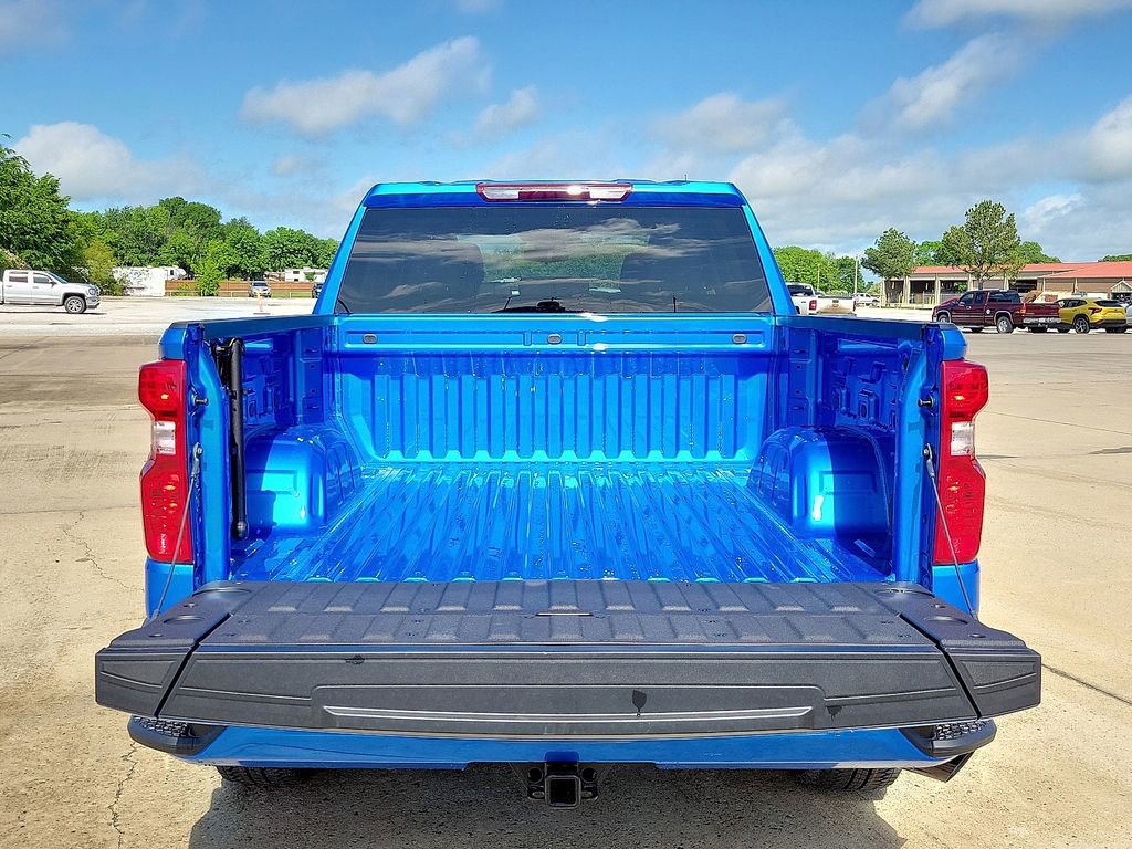 New 2025 Chevrolet Silverado 1500 Custom w/ Turbomax Blackout Package image 9