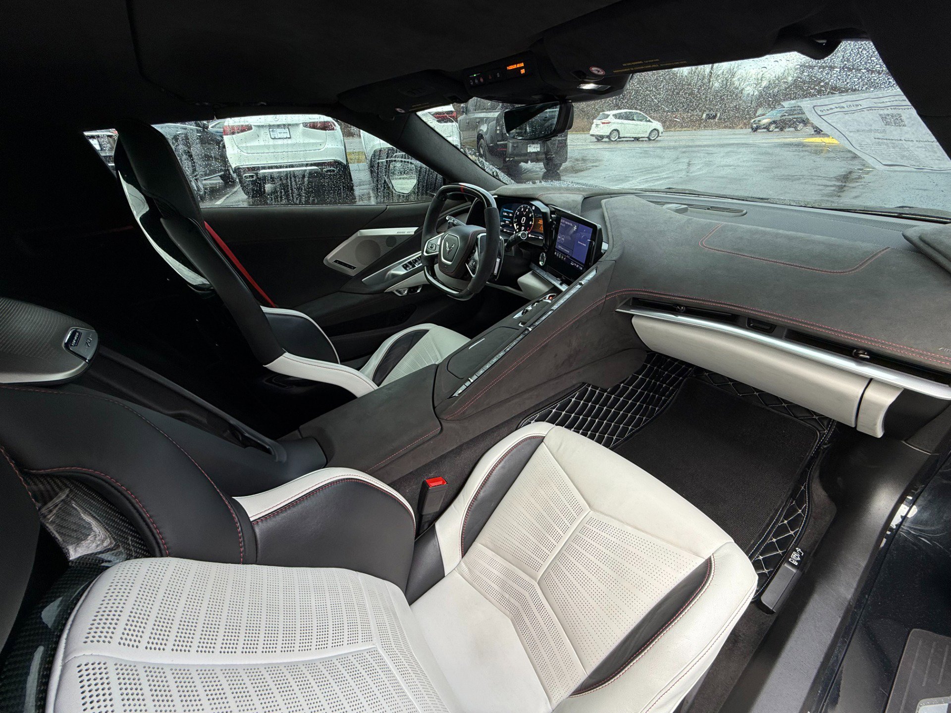 Used 2023 Chevrolet Corvette Stingray Premium Conv w/ Z51 Performance Package image 30