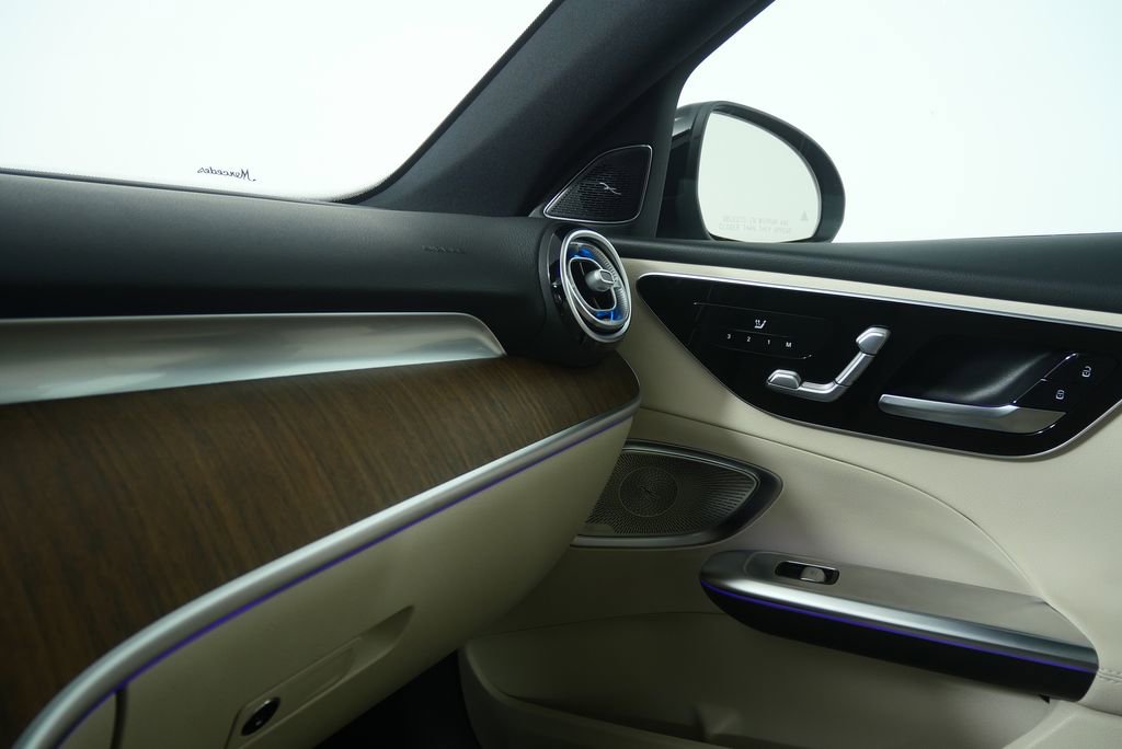 Used 2023 Mercedes-Benz C 300 Sedan image 28