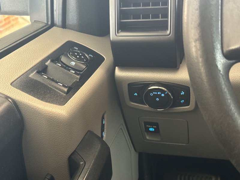 Used 2018 Ford F150 XL w/ Equipment Group 101A Mid RWD image 11