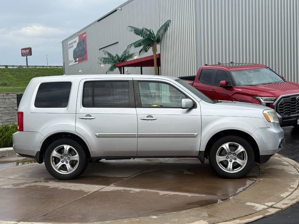 Used 2014 Honda Pilot EX image 2