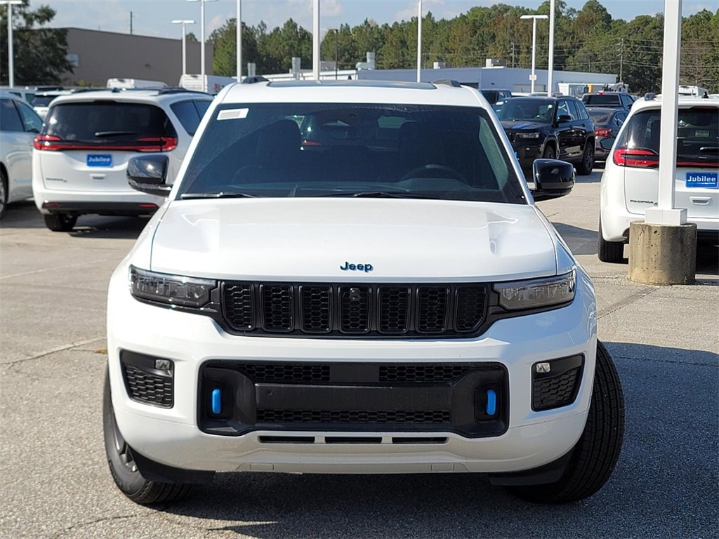 New 2025 Jeep Grand Cherokee Limited 4xe image 2