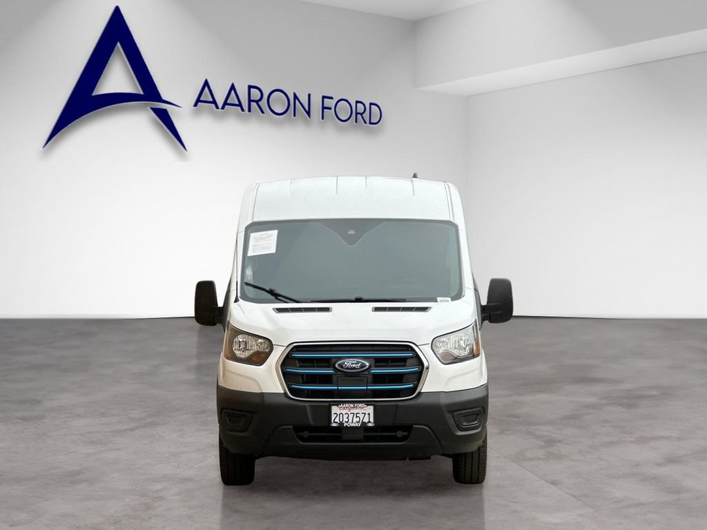 Used 2023 Ford E-Transit Medium Roof image 9