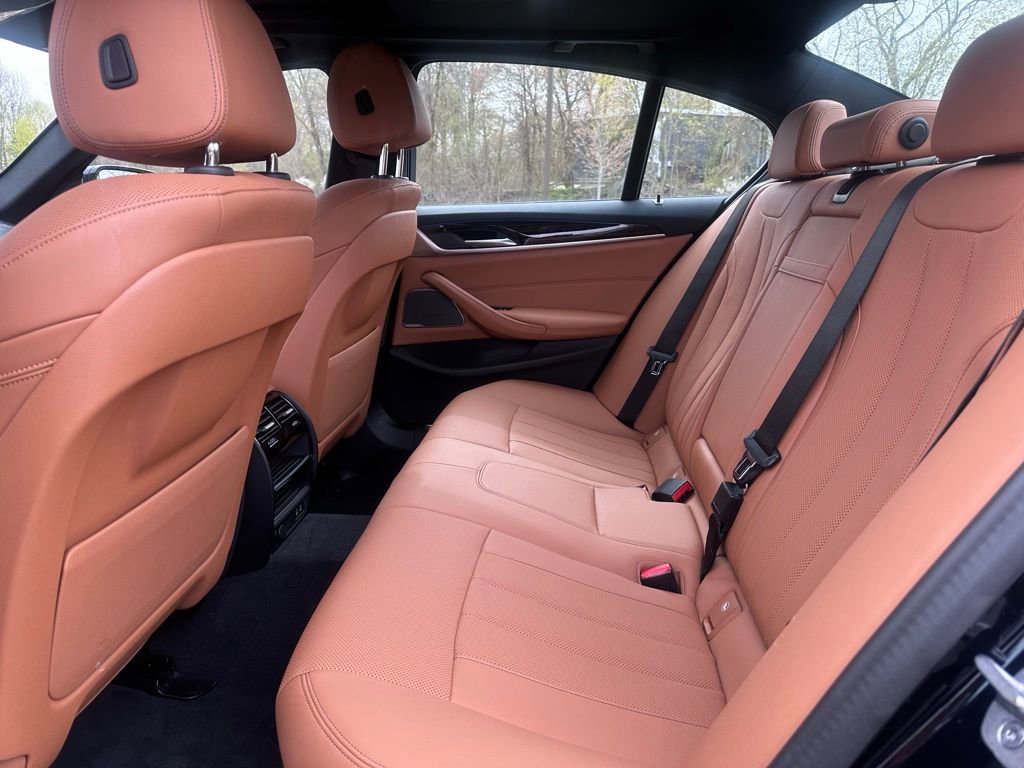 Used 2023 BMW 530i xDrive w/ M Sport Package AWD/4WD image 18