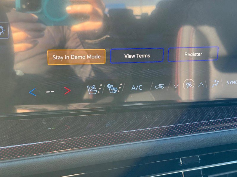 New 2026 Chevrolet Traverse RS w/ LPO, Floor Liner Package image 19