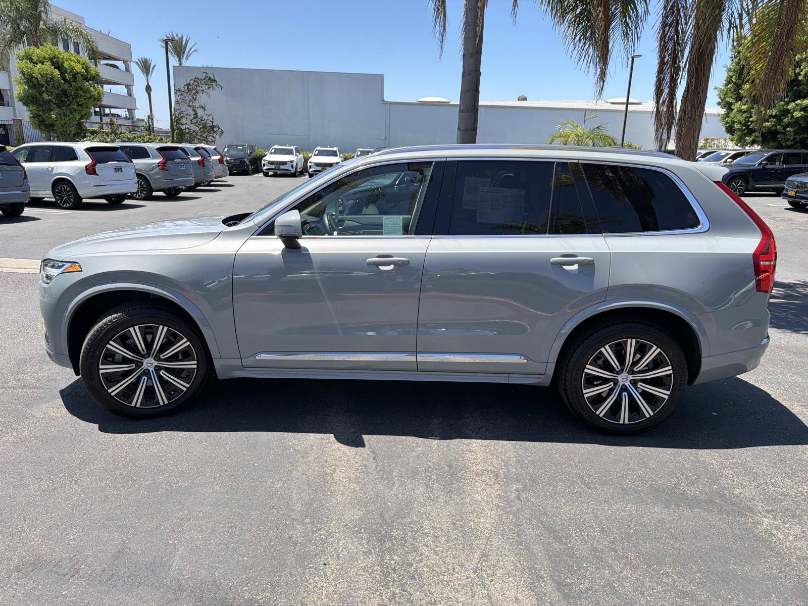 Certified 2024 Volvo XC90 B5 Core w/ Climate Package AWD/4WD image 8