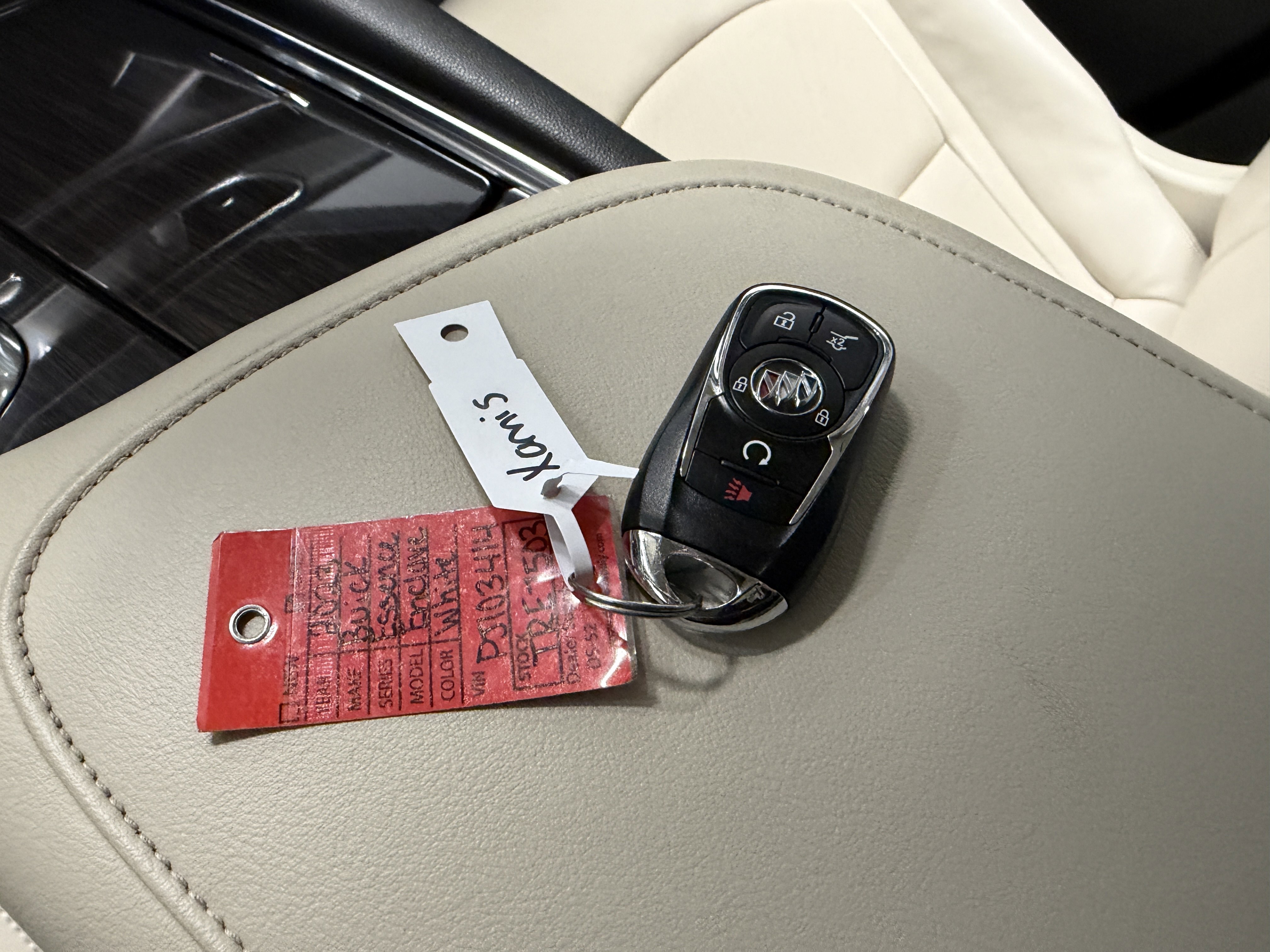 Used 2023 Buick Enclave Essence w/ Experience Buick Package image 16