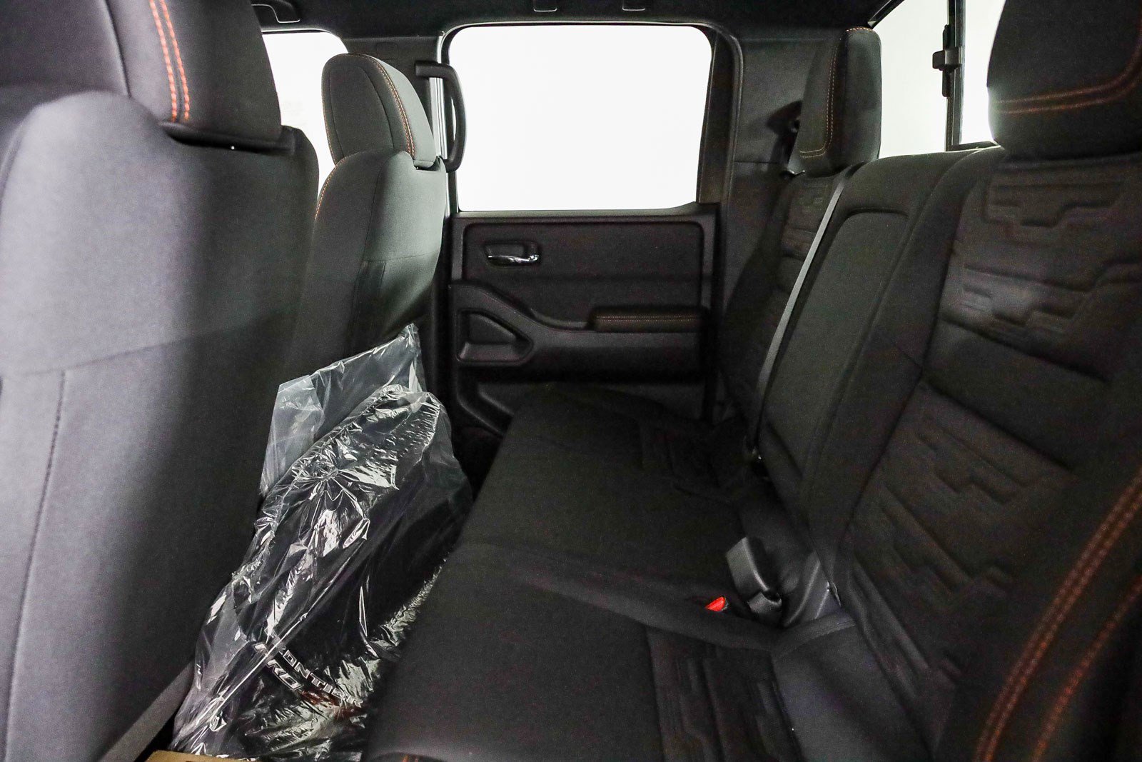 New 2025 Nissan Frontier PRO-4X w/ Pro Convenience Package image 24