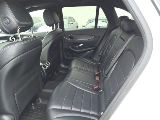 Used 2021 Mercedes-Benz GLC 300 GLC 300 image 10
