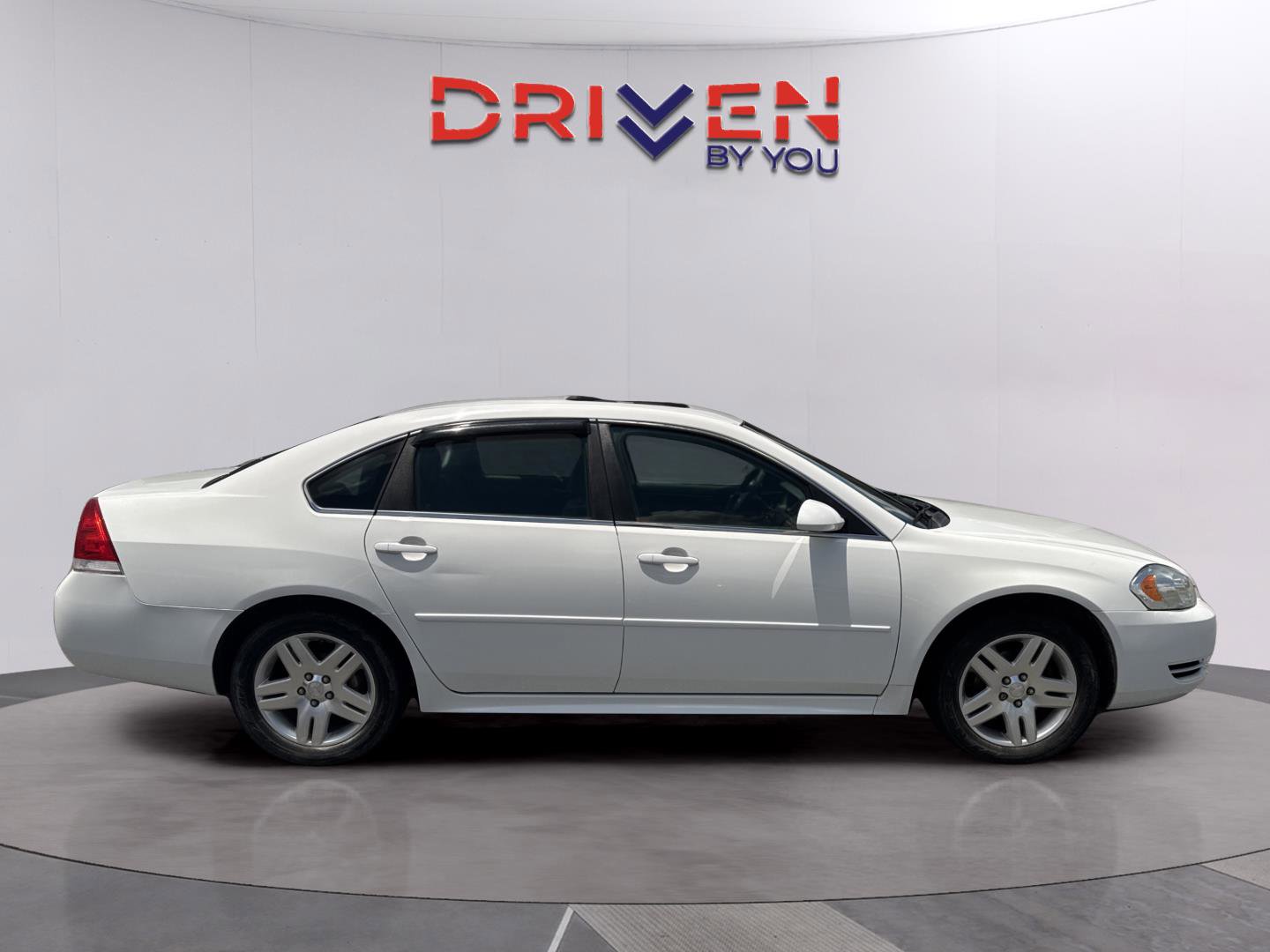 Used 2015 Chevrolet Impala LT w/ LT Sunroof Package FWD image 6