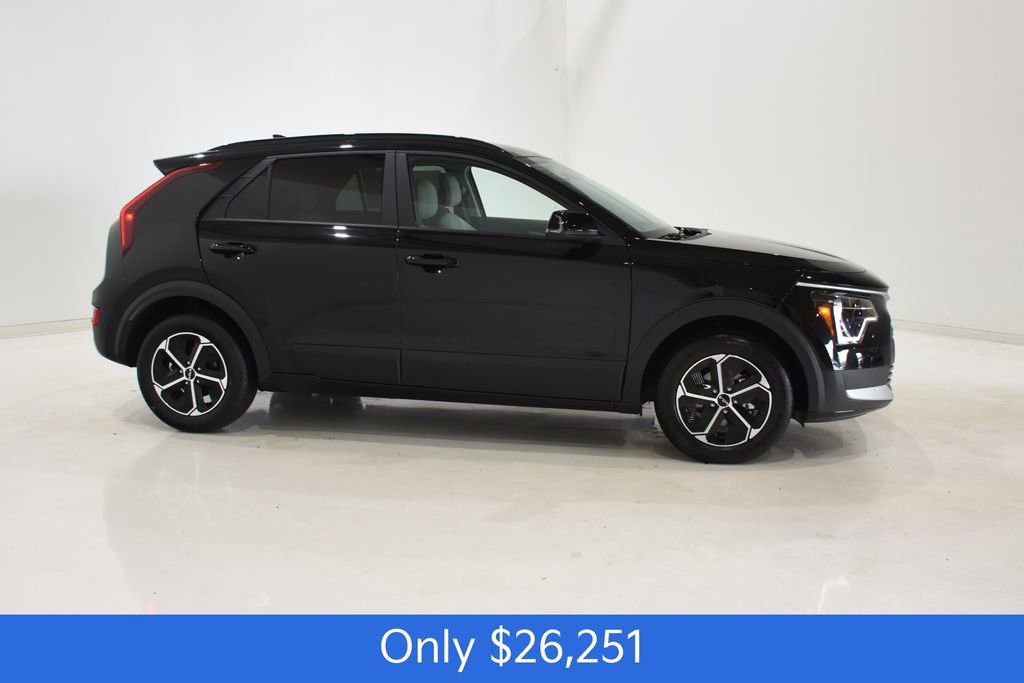 New 2025 Kia Niro EX image 3