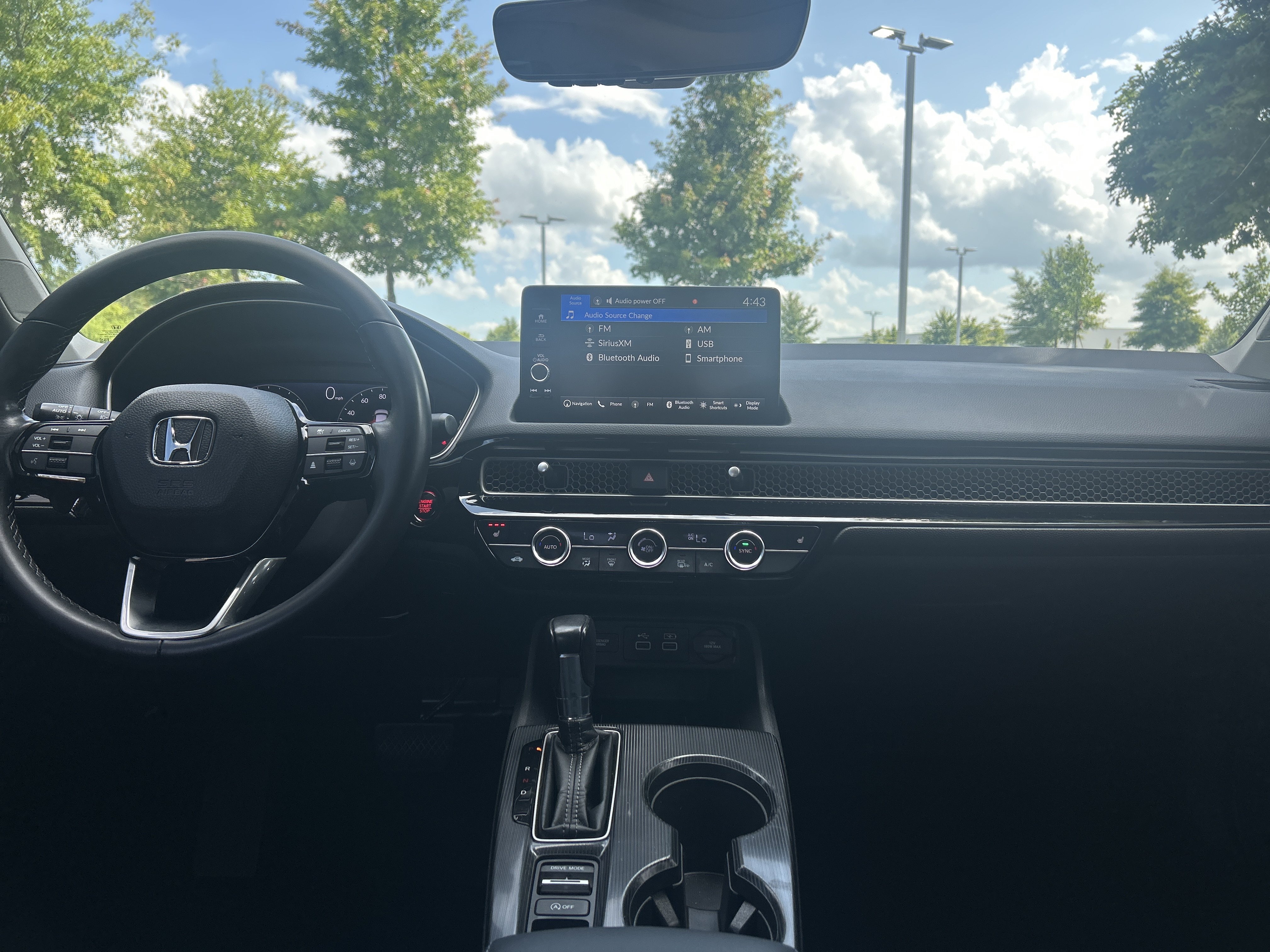 Used 2022 Honda Civic Touring image 29