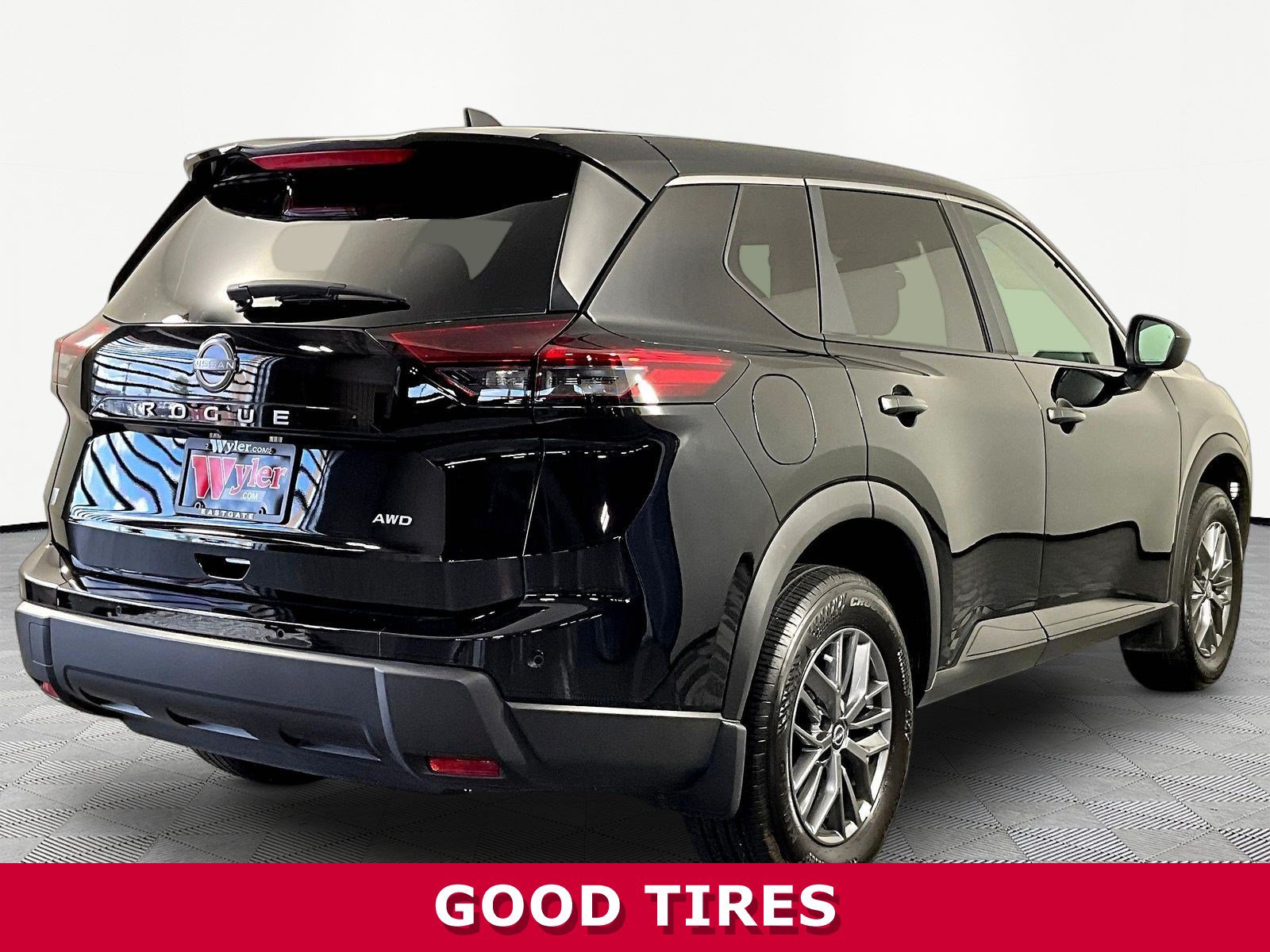 Certified 2026 Nissan Rogue S AWD/4WD image 6