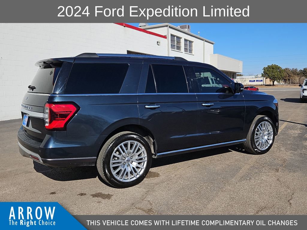 Used 2024 Ford Expedition Limited image 13