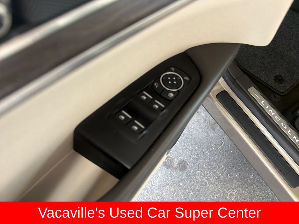 Used 2019 Lincoln Nautilus Reserve AWD/4WD image 11
