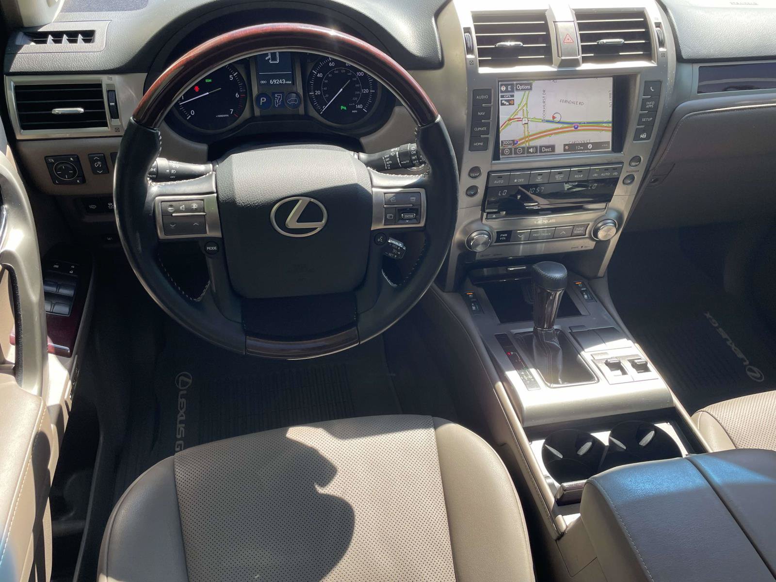 Used 2019 Lexus GX 460 Premium AWD/4WD image 7