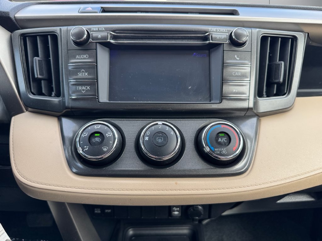 Used 2013 Toyota RAV4 LE AWD/4WD image 15