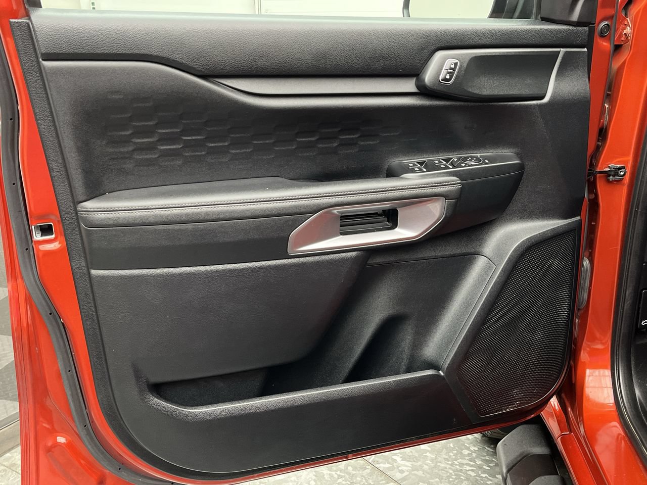 Certified 2024 Ford Ranger XLT AWD/4WD image 9