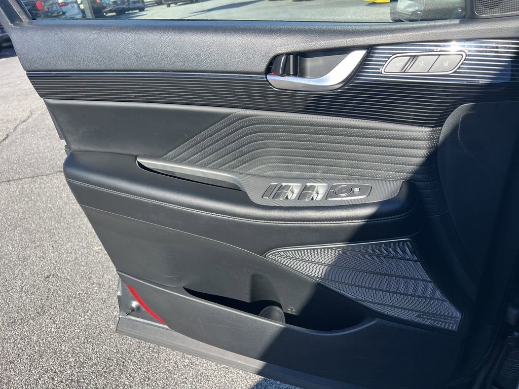 Used 2024 Hyundai Palisade Calligraphy image 17