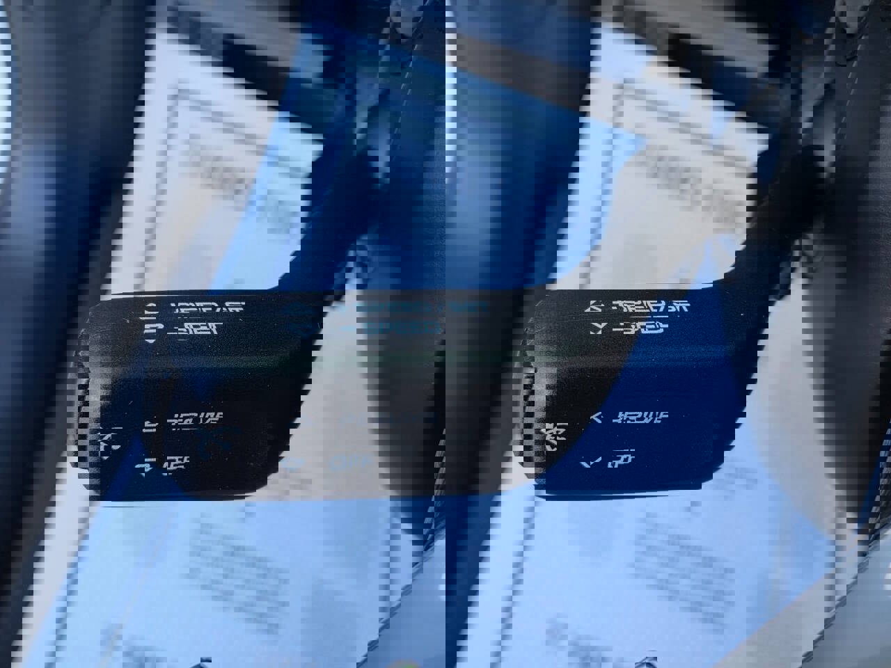 Used 2017 Porsche Macan Base AWD 4dr SUV image 37