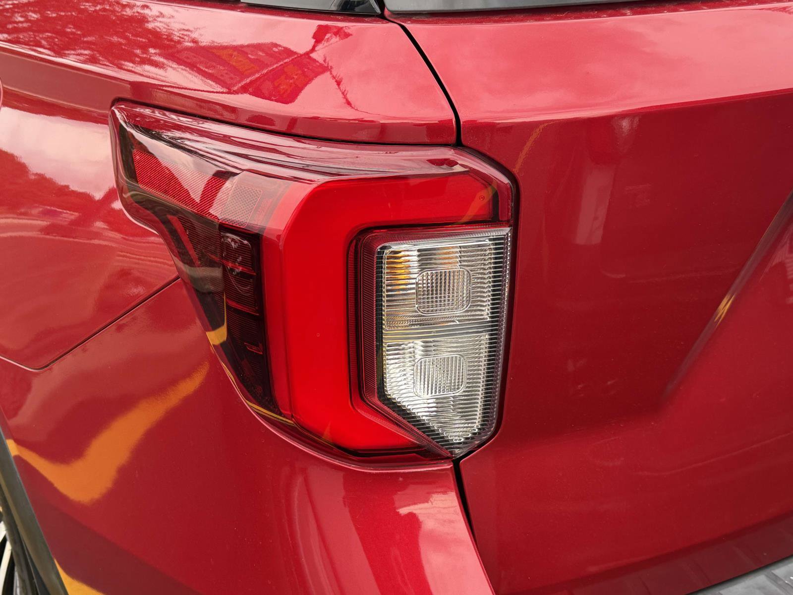 Used 2020 Ford Explorer ST w/ Premium Technology Package image 8