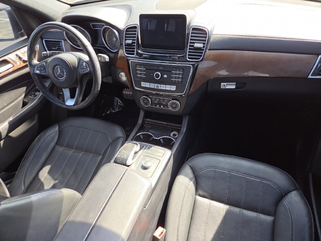 Used 2018 Mercedes-Benz GLS 450 4MATIC image 30