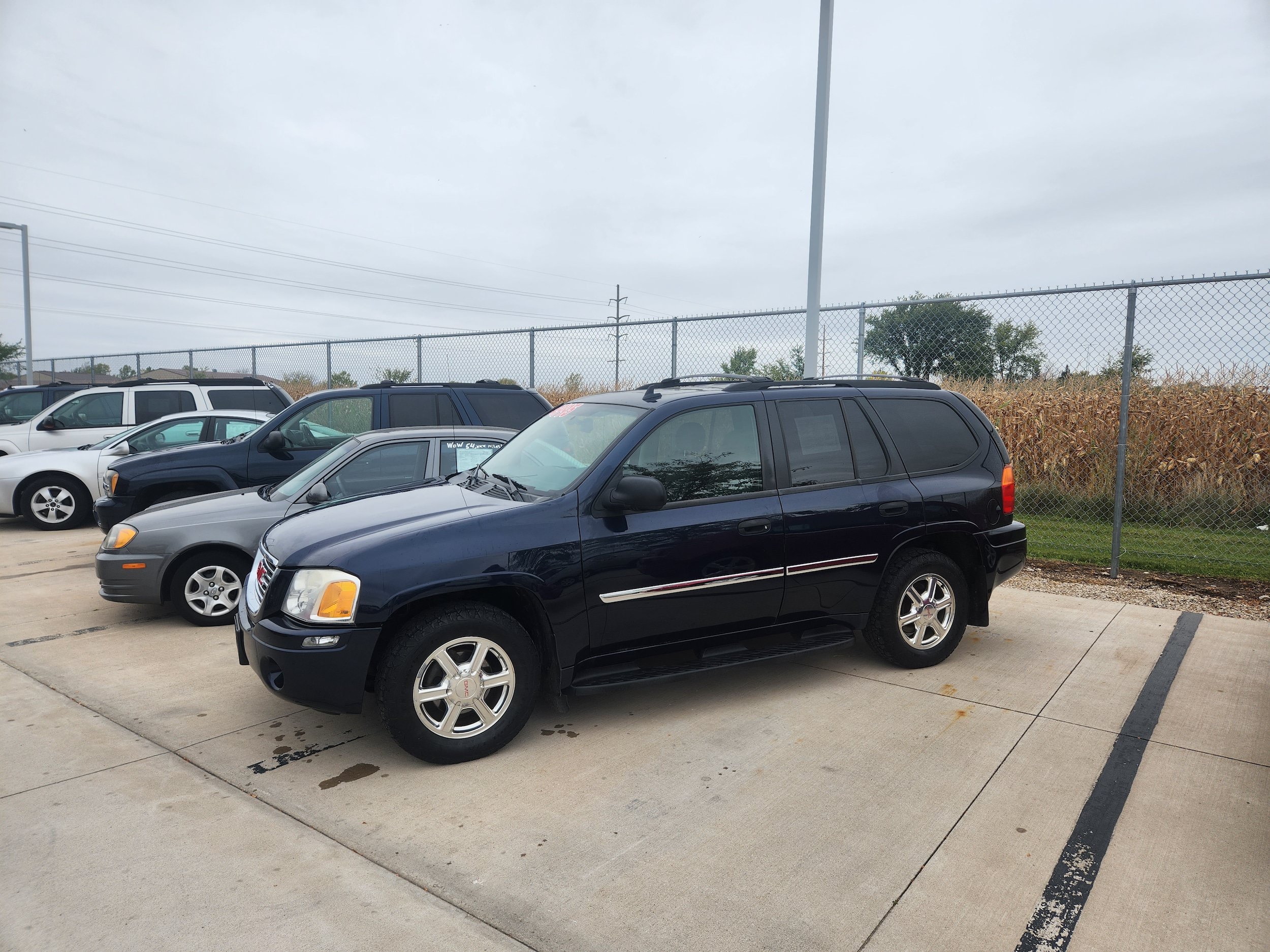 Used 2008 GMC Envoy SLE w/ Sun And Sound Package AWD/4WD image 1