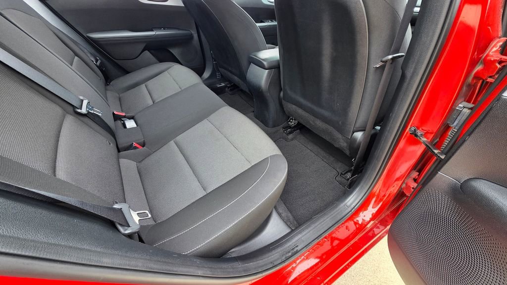 Used 2023 Kia Forte LXS image 17