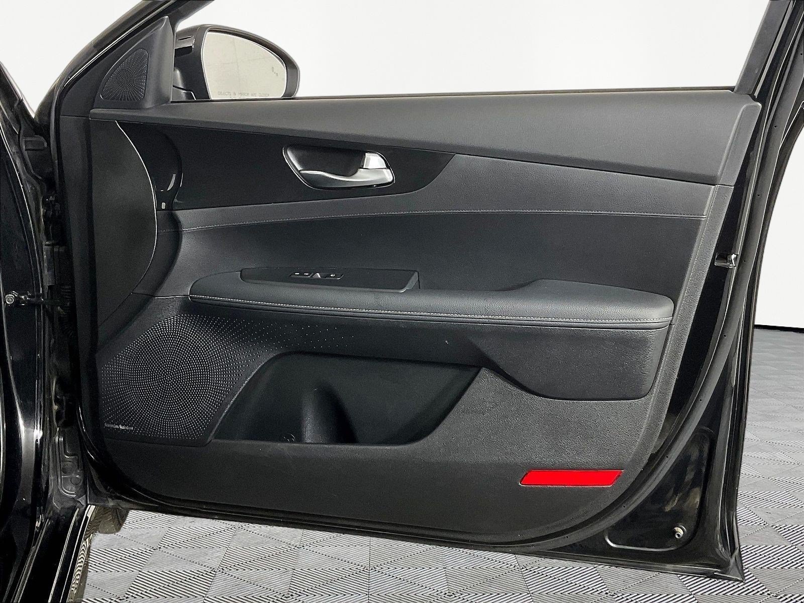 Used 2024 Kia Forte GT-Line w/ GT-Line Premium Package FWD image 27