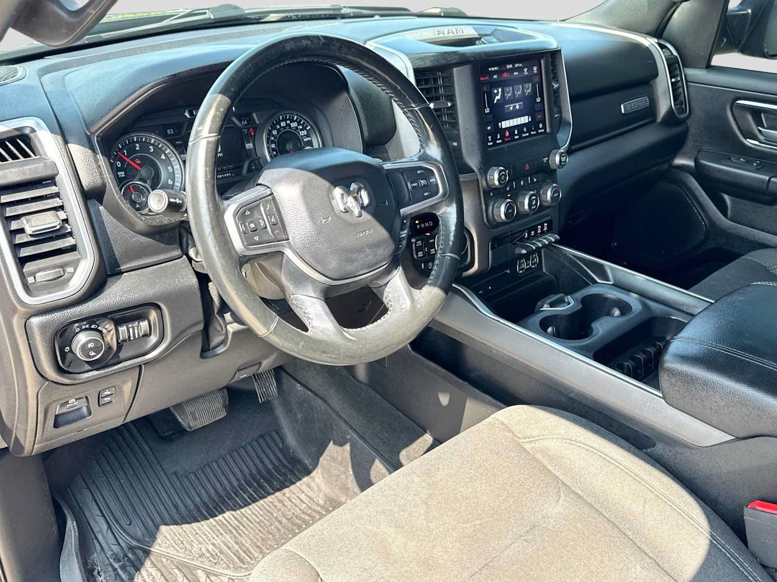 Used 2019 RAM 1500 Big Horn AWD/4WD image 2