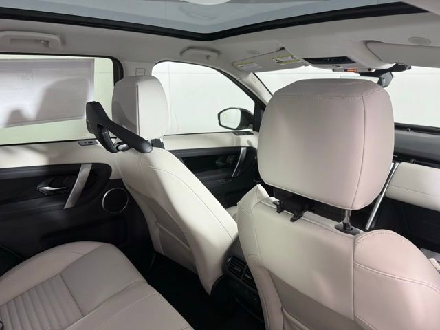 New 2025 Land Rover Discovery Sport S image 27