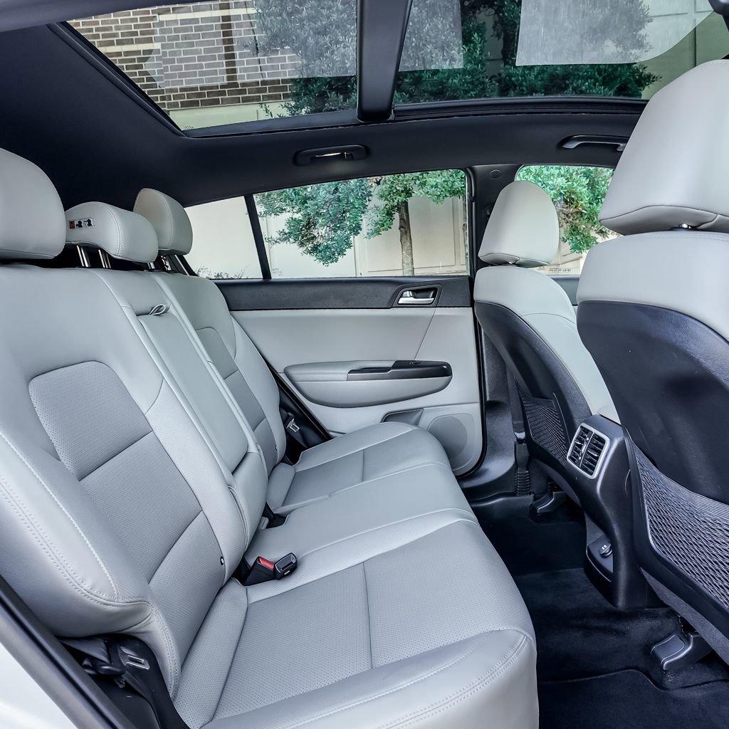 Used 2020 Kia Sportage S w/ S Sunroof Package image 32