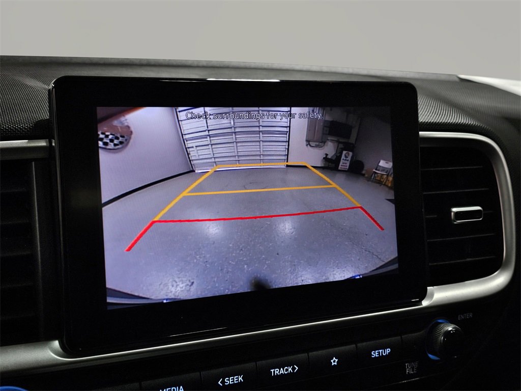 Used 2022 Hyundai Venue SEL image 29