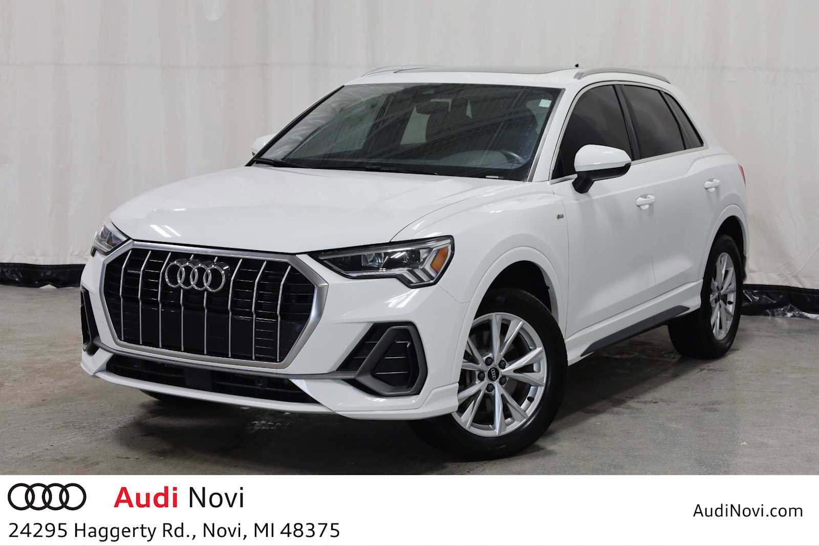 Used 2023 Audi Q3 2.0T Premium w/ Convenience Package